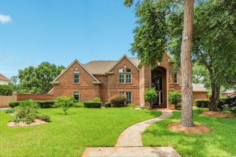Photo of 14618 Sandy Creek Drive, Houston, TX 77070 (MLS # 33777292)