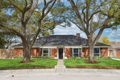 8106 Beverlyhill Street Houston TX 77063