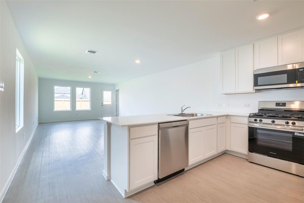 Photo of 21526 Willow River Canyon Lane, Waller, TX 77484 (MLS # 9146148)
