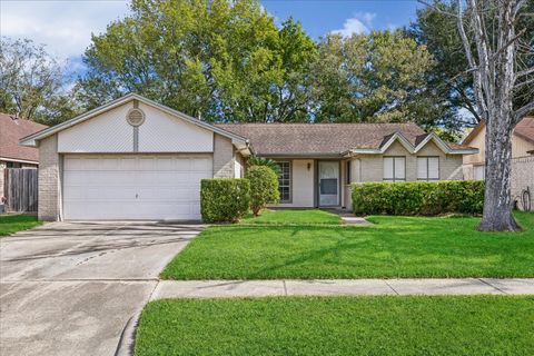 Photo of 1119 Margate Drive, Pearland, TX 77584 (MLS # 68412761)