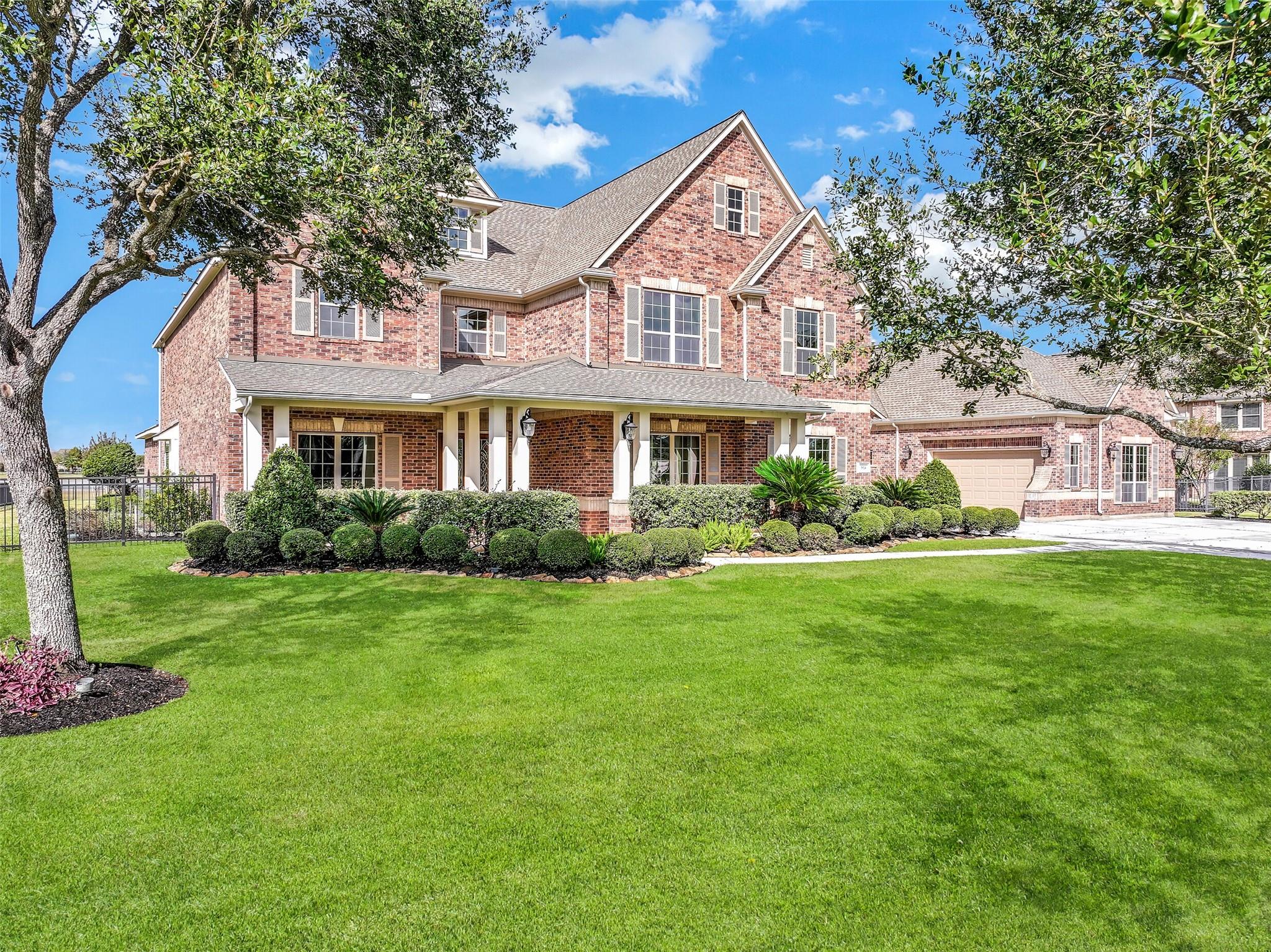 3914 Lake Star Drive