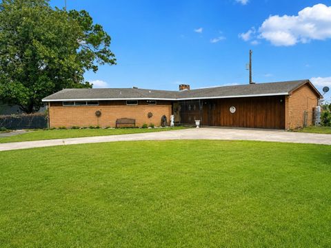 Photo of 188 Grammar Road, Houston, TX 77047 (MLS # 51310175)