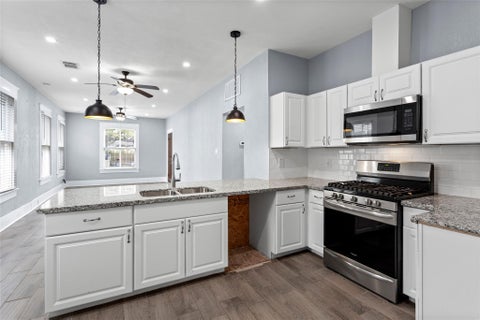 Photo of 2005 37th Street, Galveston, TX 77550 (MLS # 56036801)
