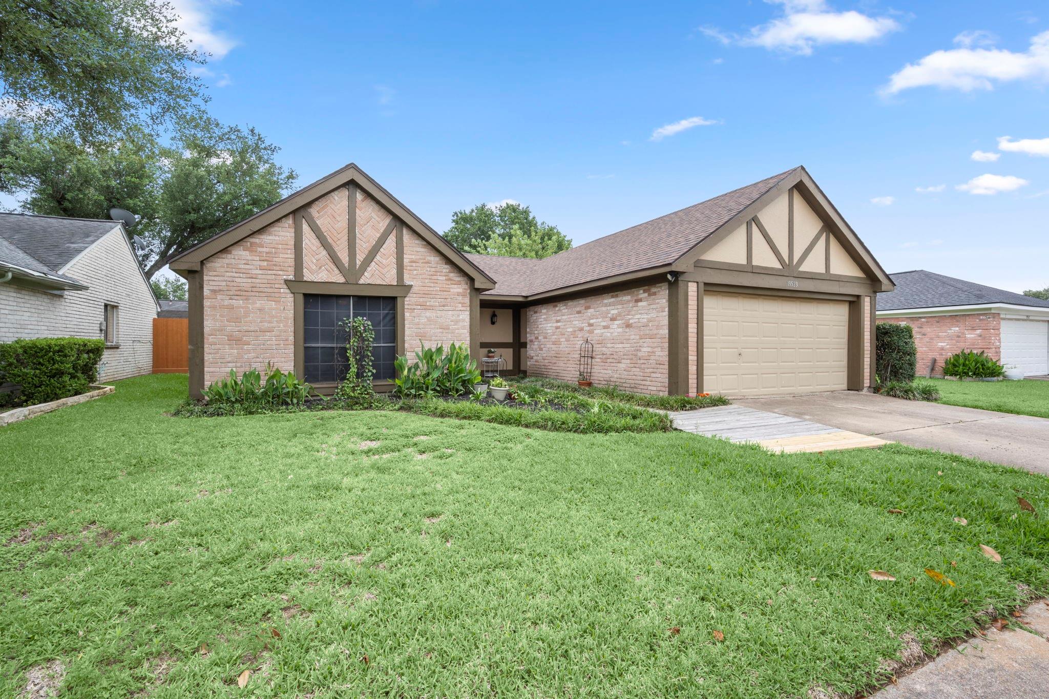 19523 Glenway Falls Drive