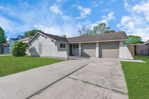 Tiny photo for 12118 Ryewater Drive, Houston, TX 77089 (MLS # 82793510)