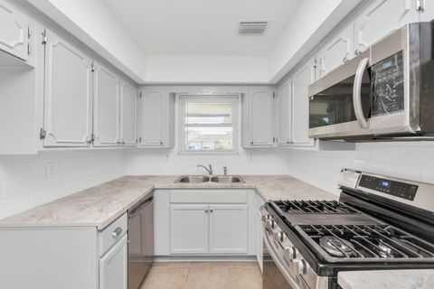 Tiny photo for 12118 Ryewater Drive, Houston, TX 77089 (MLS # 82793510)