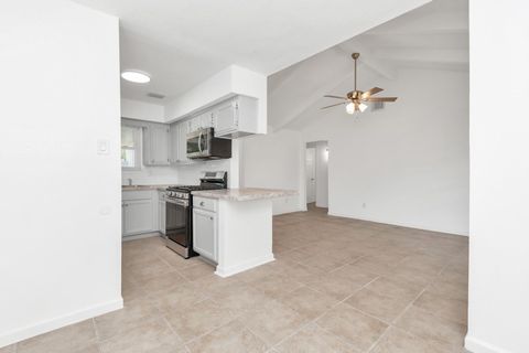 Tiny photo for 12118 Ryewater Drive, Houston, TX 77089 (MLS # 82793510)