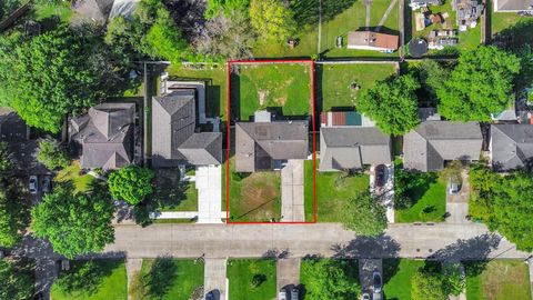 Tiny photo for 12118 Ryewater Drive, Houston, TX 77089 (MLS # 82793510)