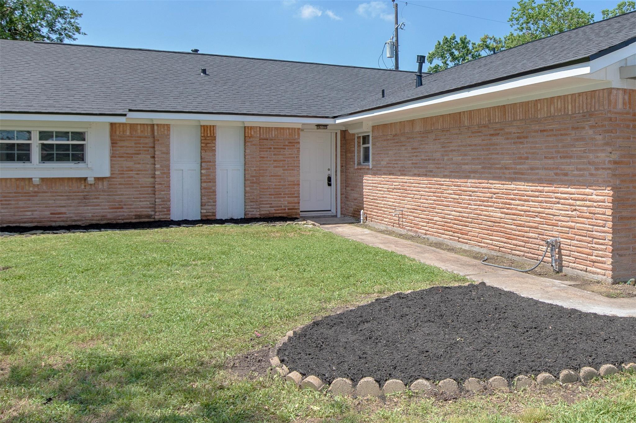 4906 Gardenia Trail