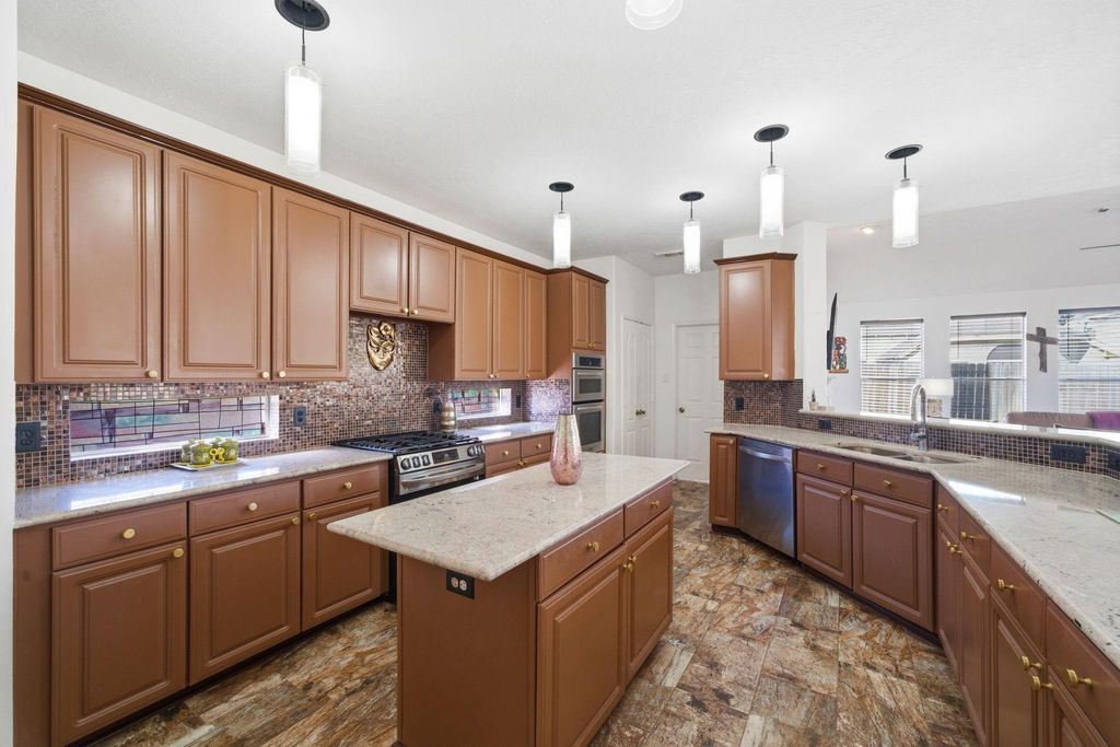 Photo of 9802 Willowbridge Park Boulevard, Houston, TX 77064 (MLS # 19088119)