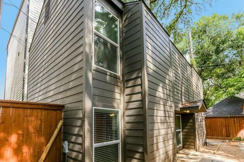 Photo of 1918 Branard Street, Houston, TX 77098 (MLS # 29011897)