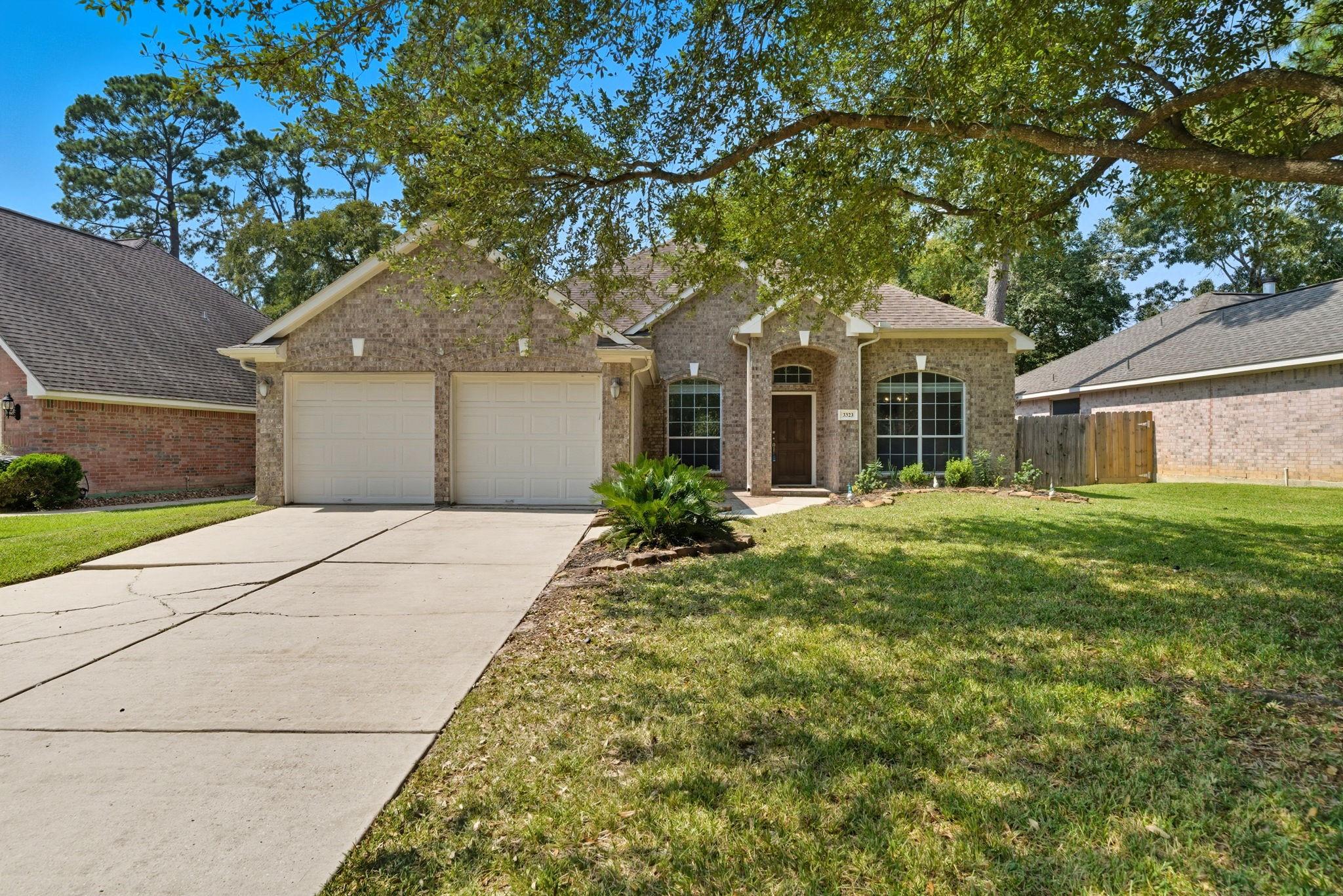 3323 Rollingwood