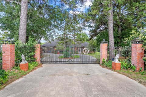Homes For Sale - 21719 Mueschke Road<br/> Tomball, TX 77377