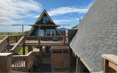 Photo of 2814 Swan Court, Surfside Beach, TX 77541 (MLS # 38307600)