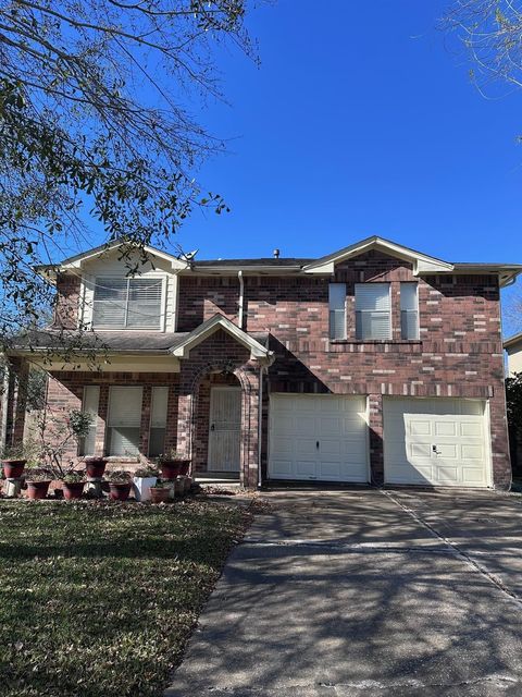 Photo of 5815 SE Red River Drive, Dickinson, TX 77539 (MLS # 92423677)