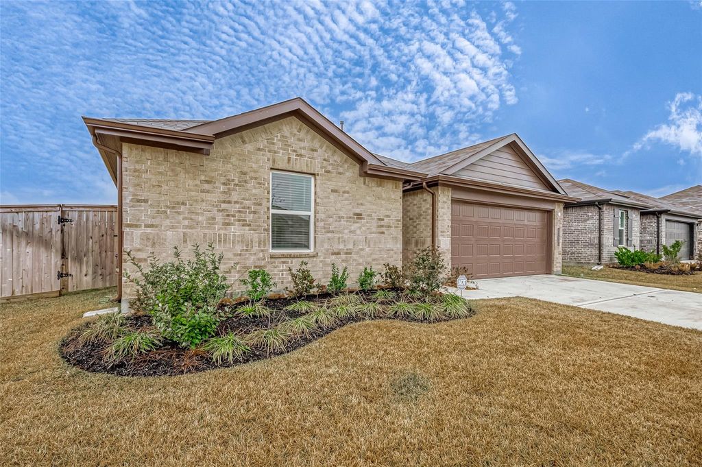 Photo of 40603 Pine Spruce Lane, Magnolia, TX 77354 (MLS # 47844885)