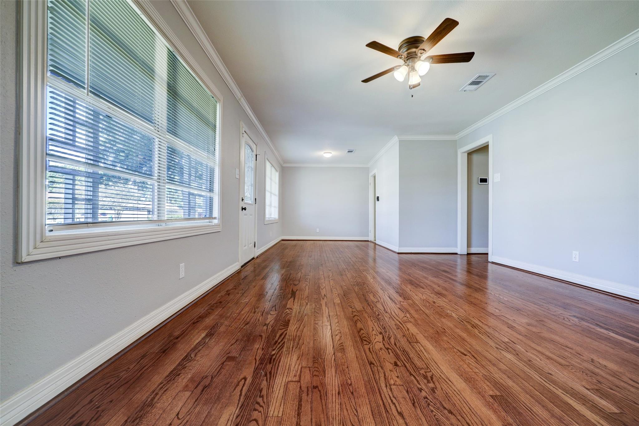 1946 Norcrest Drive