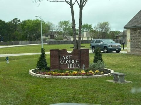 Vacant Land For Sale - 12471 Greenridge Drive Downs<br/> Willis, TX 77318