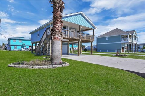 Photo of 4023 Grayson Dr Dr, Galveston, TX 77554 (MLS # 31269739)