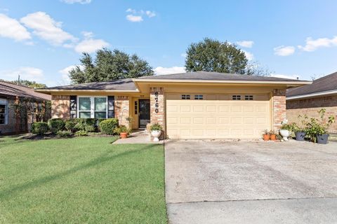 Photo of 6760 Gladys Avenue, Beaumont, TX 77706 (MLS # 80720994)