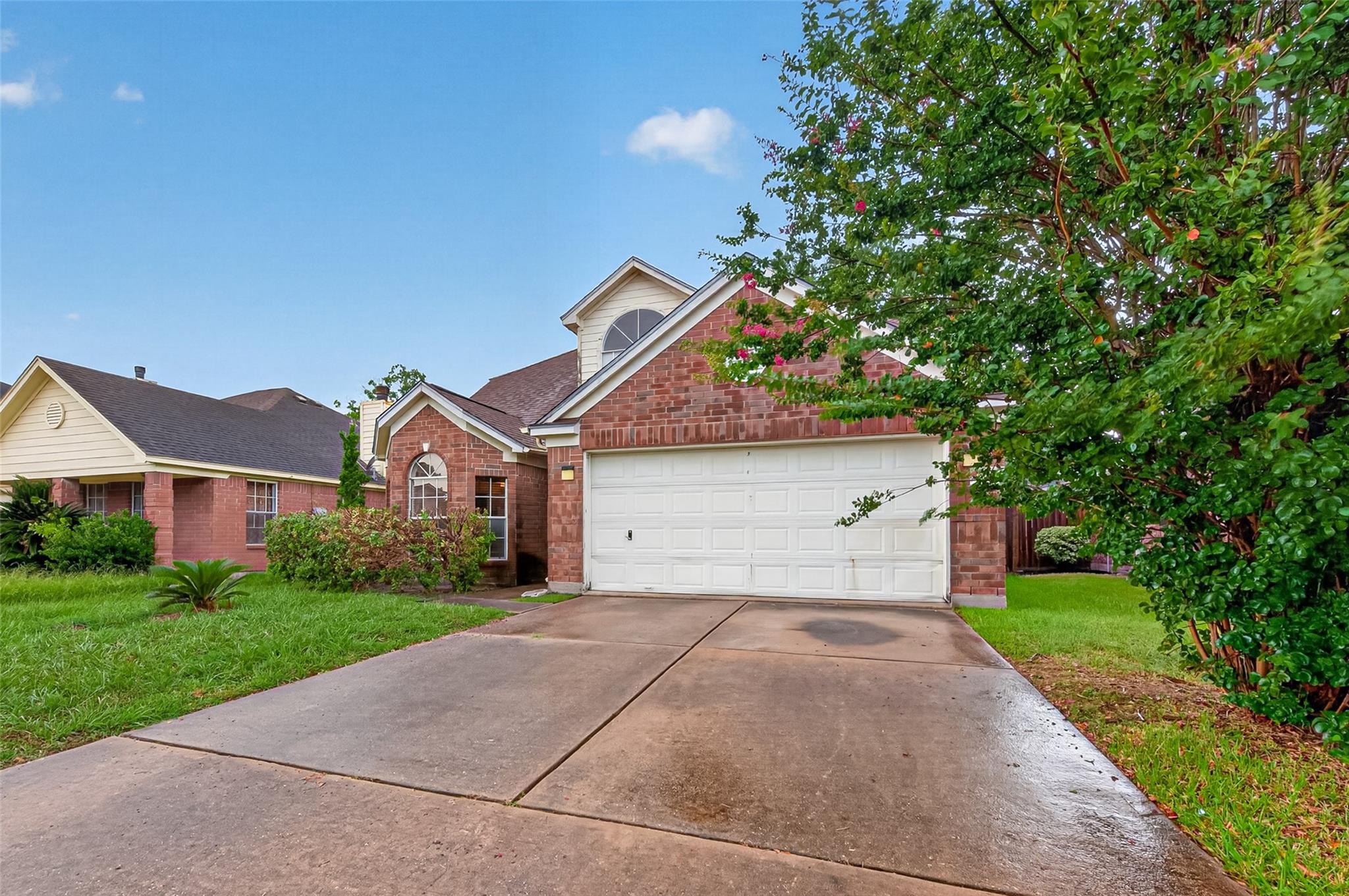 2446 Kenbridge Drive