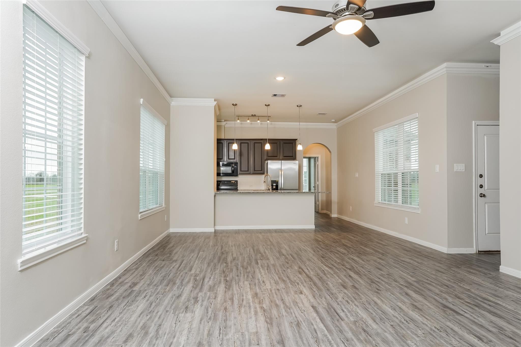 651 Lakeland Circle