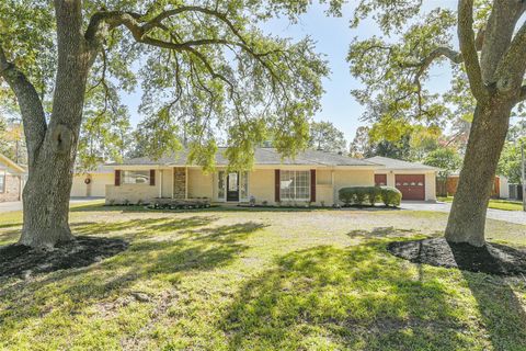 Photo of 422 Dover Lane, Spring, TX 77373 (MLS # 87073100)