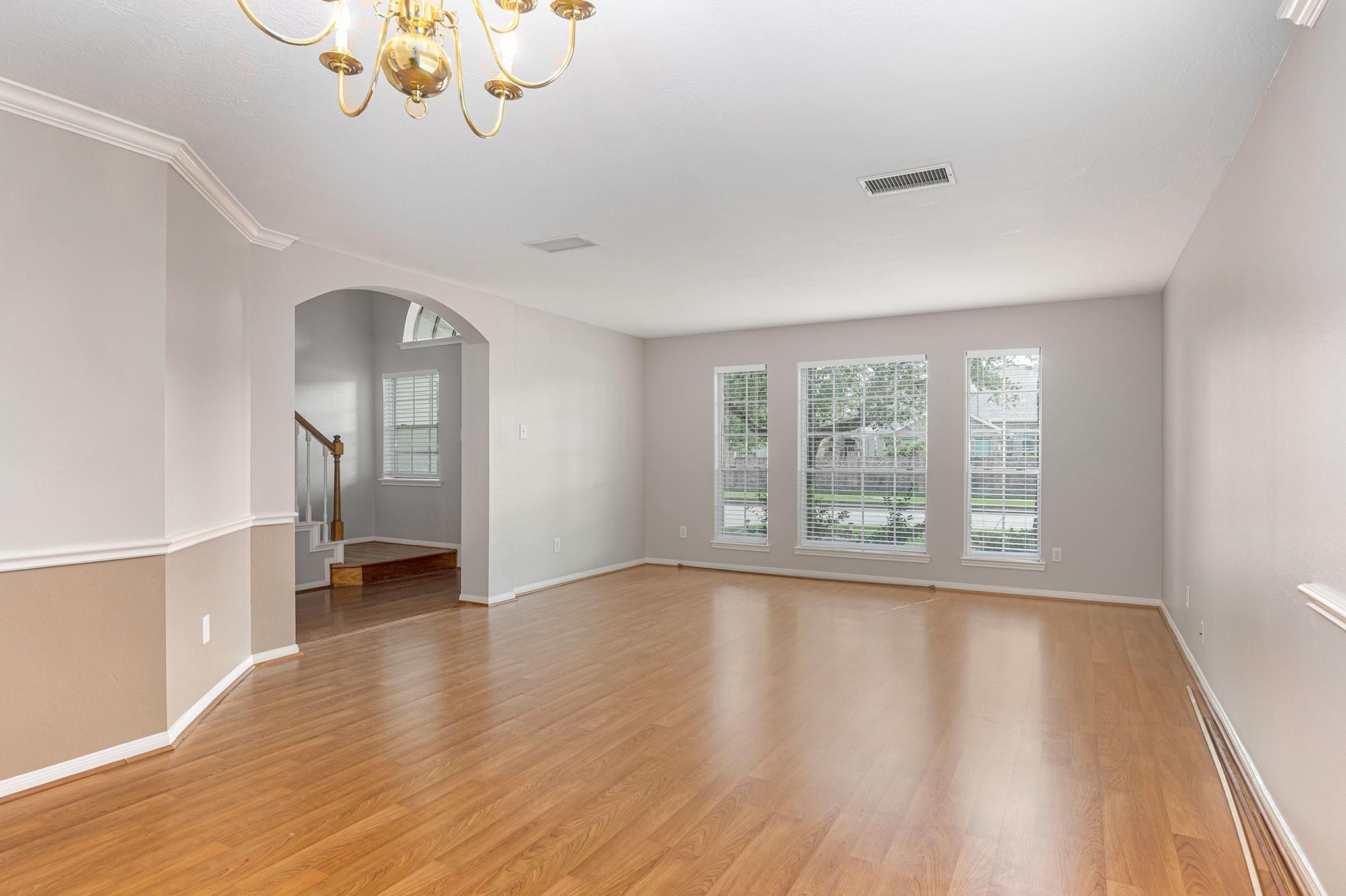 3603 NE Beacon Hill Drive