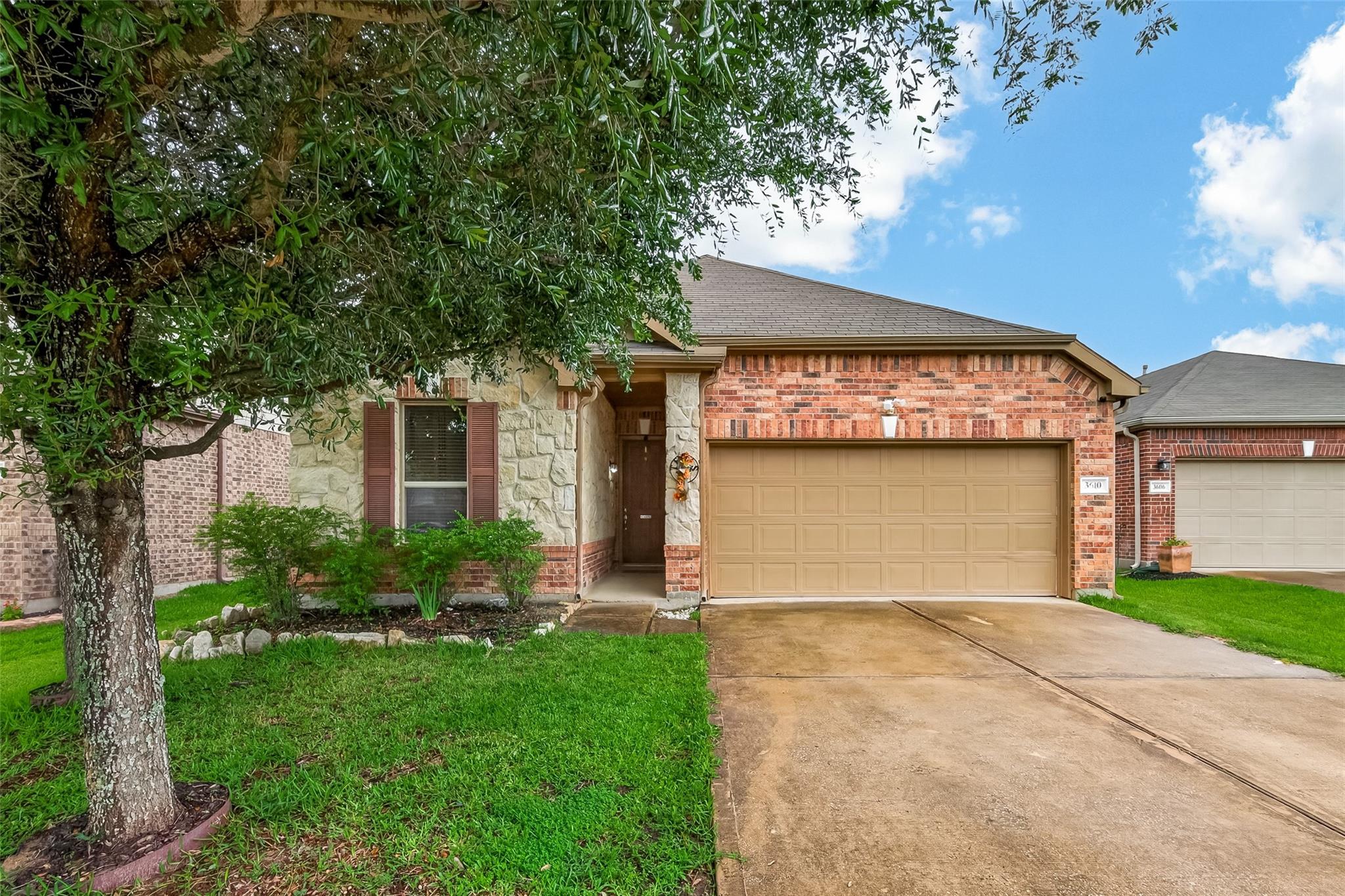 3610 Russett Glen Lane