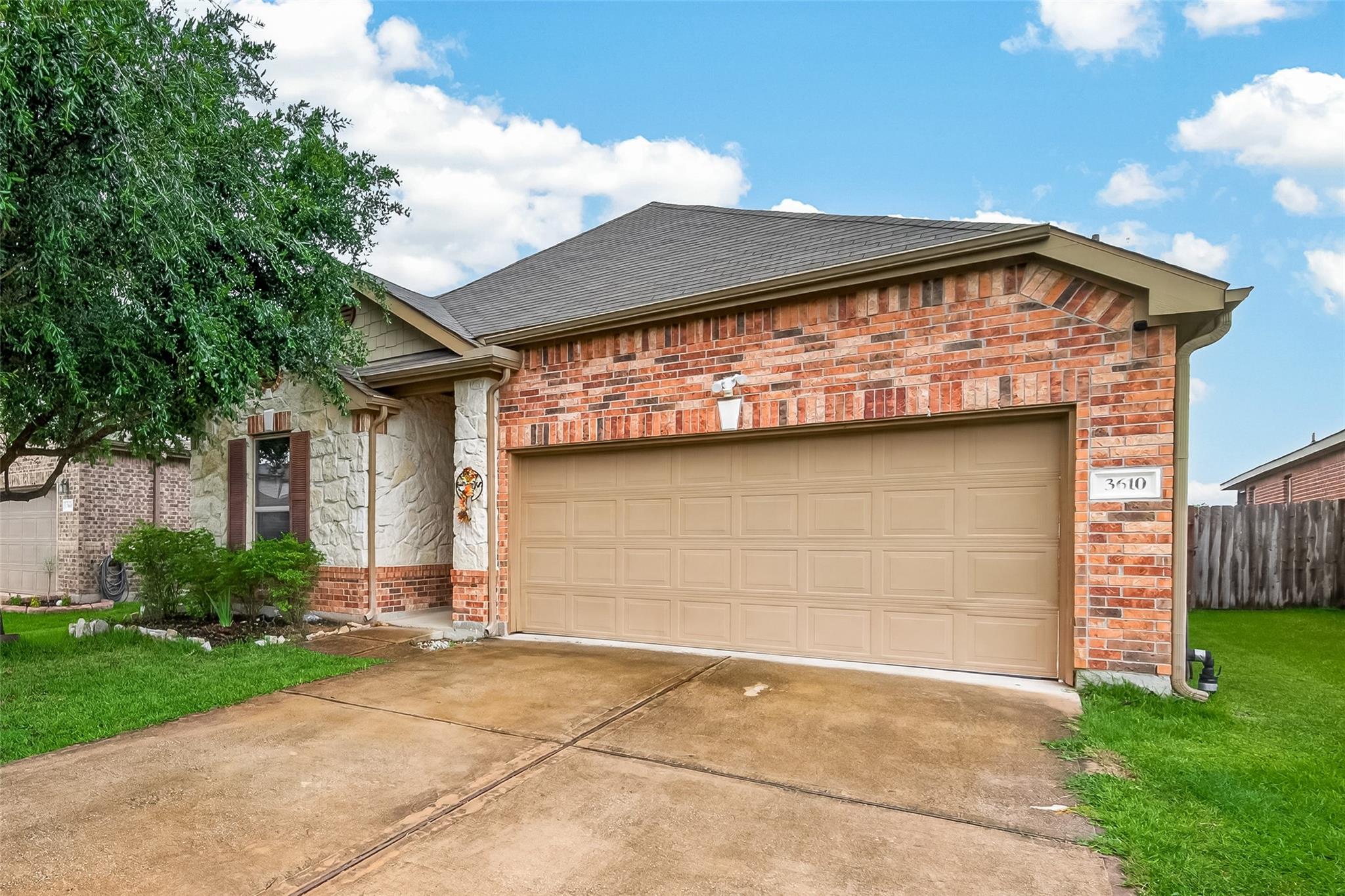 3610 Russett Glen Lane