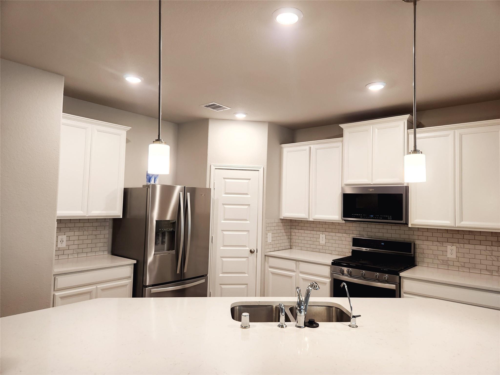 10714 Cliffs View Dr Drive