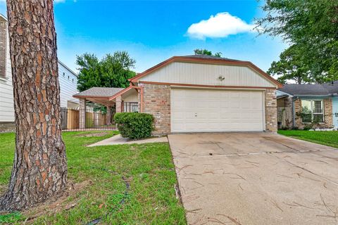 Photo of 19942 Great Elms Drive, Cypress, TX 77433 (MLS # 42194412)