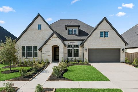 Photo of 9710 Falling Leaf Drive, Missouri City, TX 77459 (MLS # 44814926)
