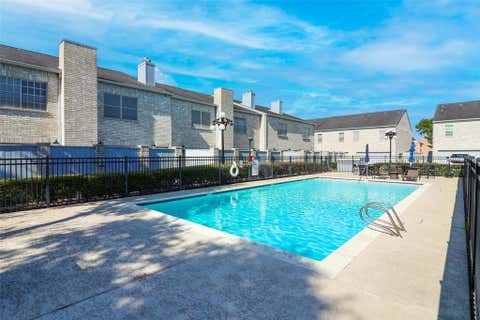 Condo For Rent - 346 Wilcrest Drive #346<br/> Houston, TX 77042