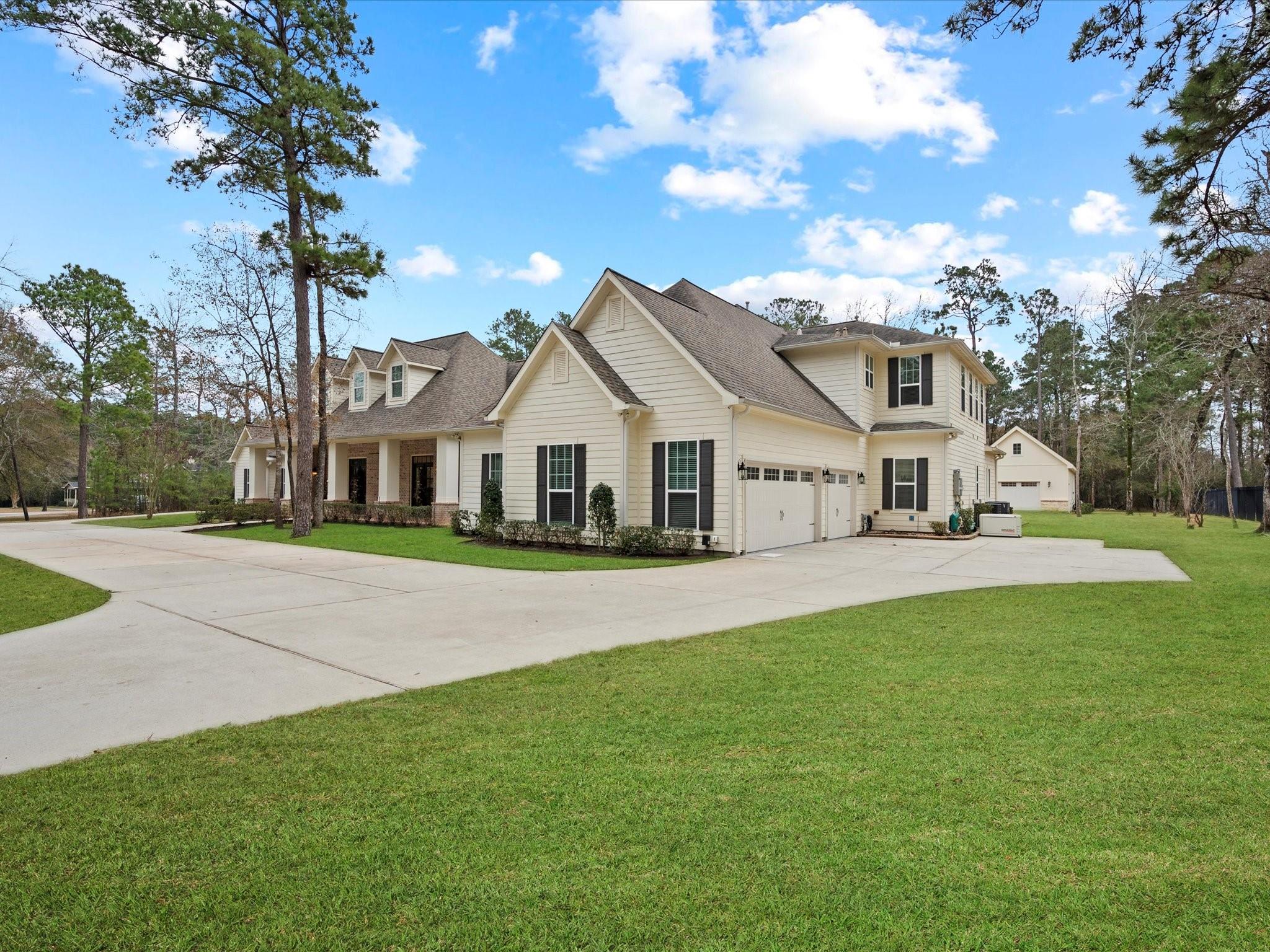 10539 Crestwater Circle