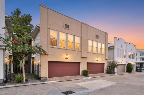 Photo of 108 Riley Lane, Houston, TX 77003 (MLS # 38717290)