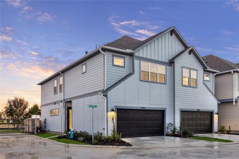 Townhouse For Sale - 24405 Colonial Willow Drive<br/> Katy, TX 77493