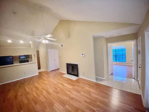 Condo For Rent - 8055 Cambridge Street #14<br/> Houston, TX 77054