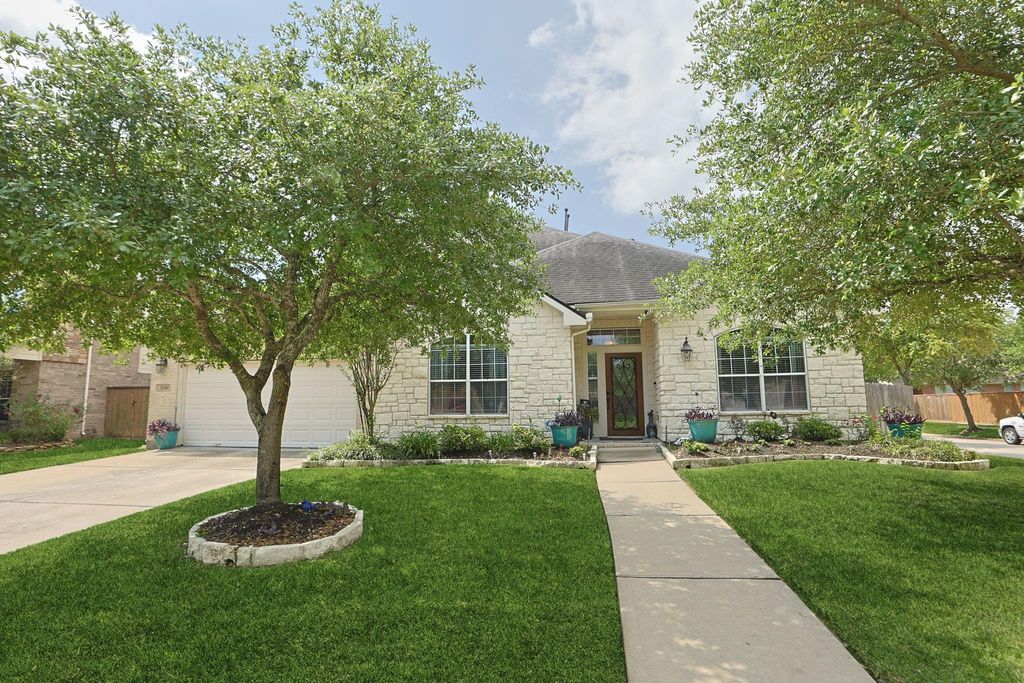 Photo of 20410 Misty Crossing Lane, Spring, TX 77379 (MLS # 92998165)