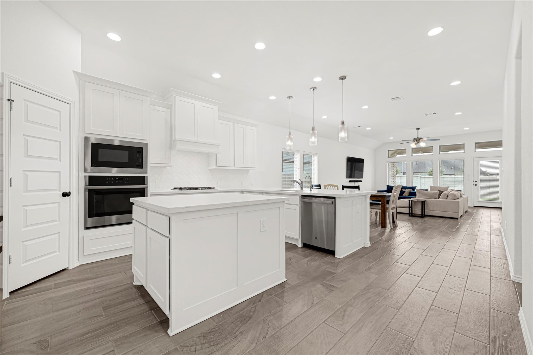 2146 Coyote Run Drive