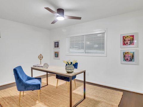 Tiny photo for 3401 Timmons Lane #27, Houston, TX 77027 (MLS # 56472383)
