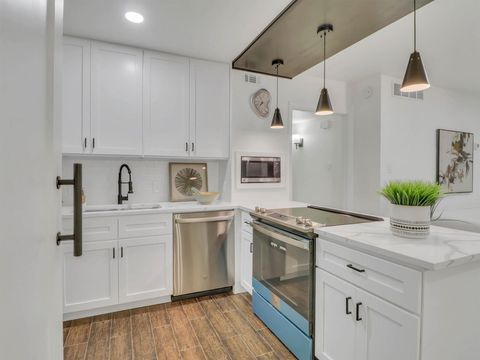 Tiny photo for 3401 Timmons Lane #27, Houston, TX 77027 (MLS # 56472383)