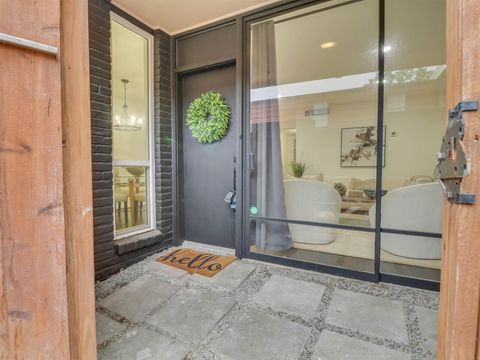 Tiny photo for 3401 Timmons Lane #27, Houston, TX 77027 (MLS # 56472383)