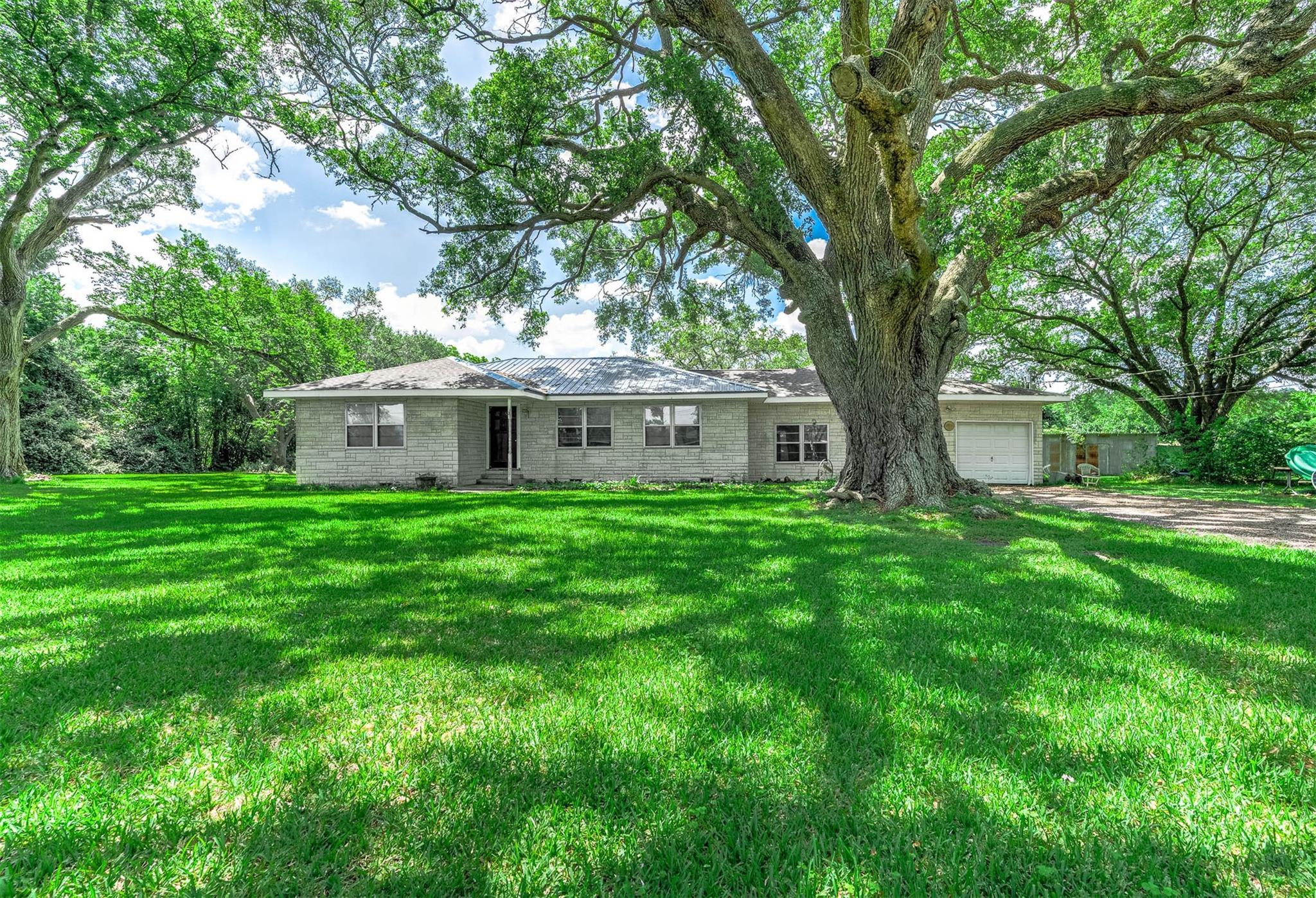 2380 County Road 155