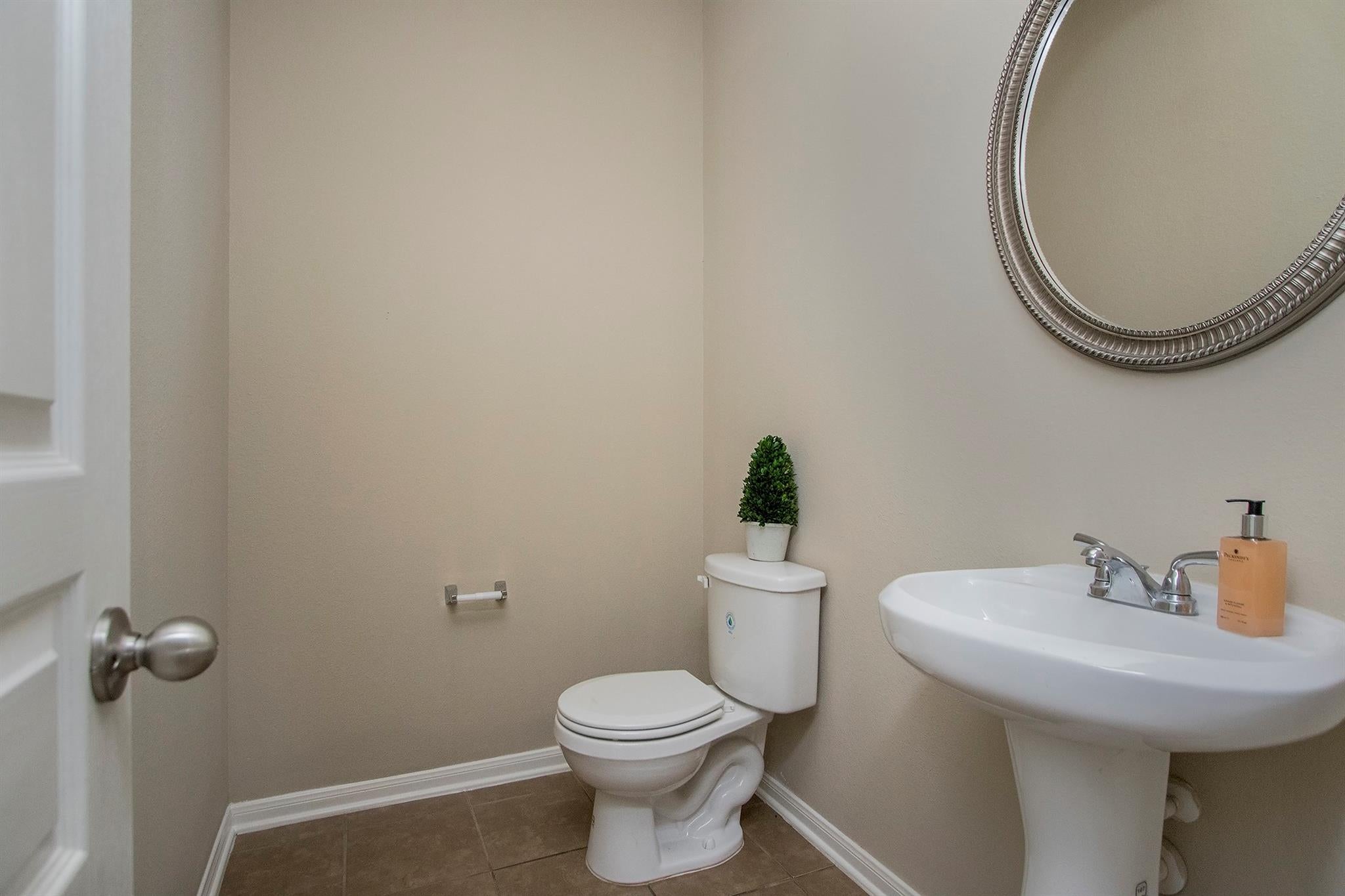 2209 Onyx Court