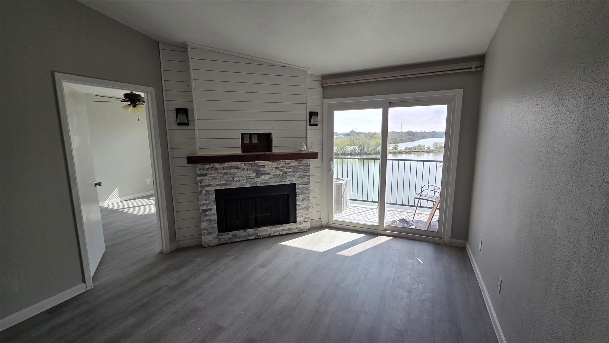 18800 Egret Bay Boulevard 106