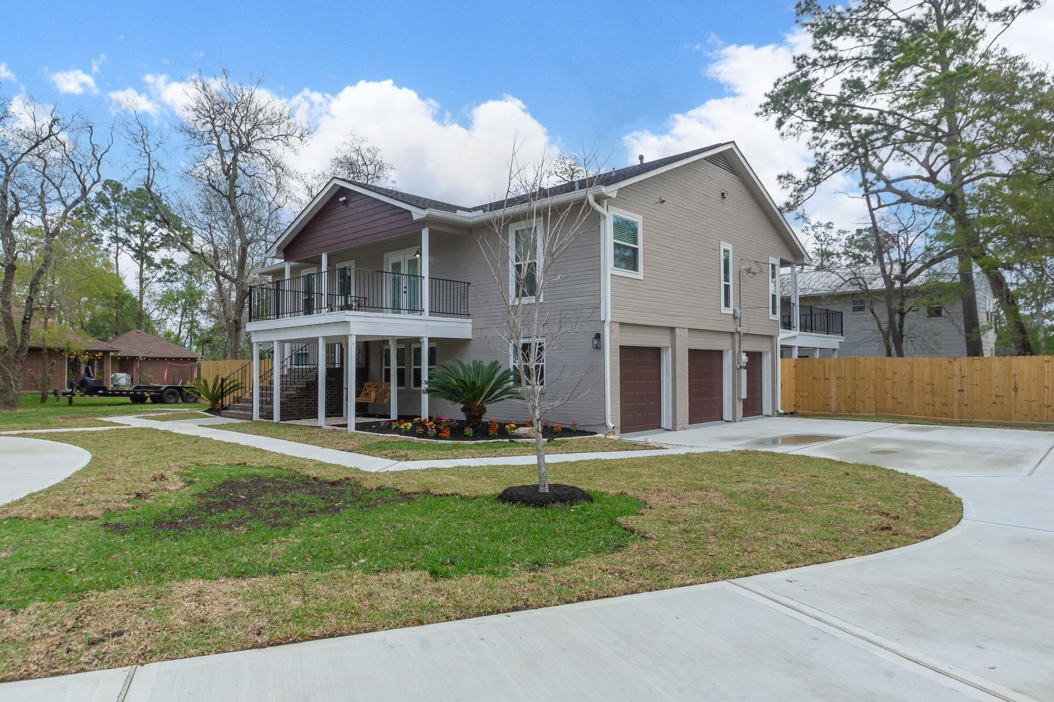 4509 Country Club Drive