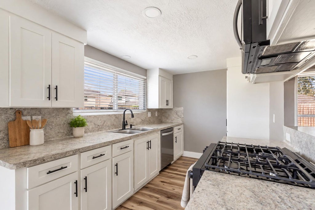 Photo of 24615 Shellbrook Drive, Houston, TX 77336 (MLS # 20456527)