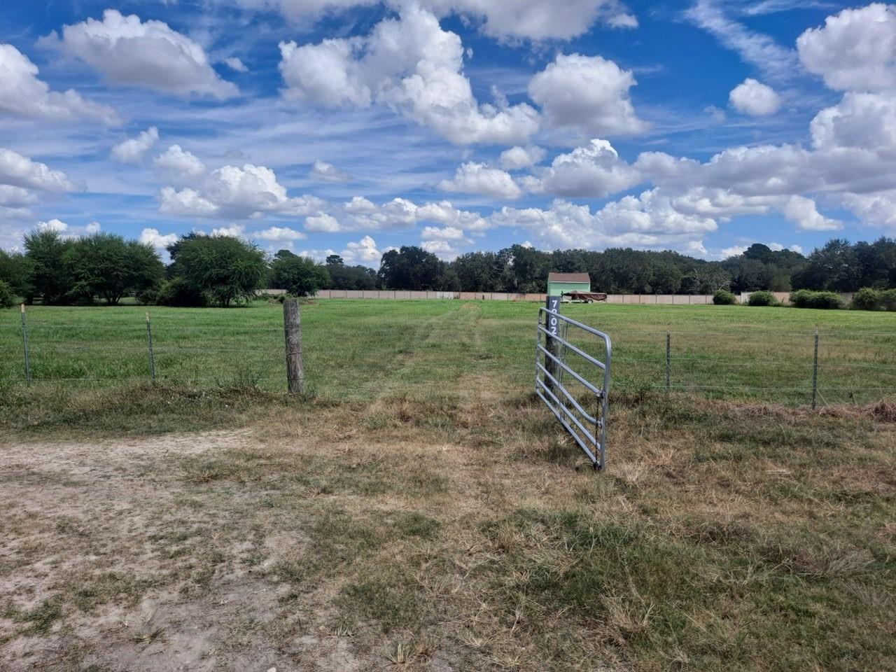 7802 Old Yeller Road