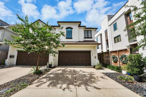 Photo of 605 W Polk Street #B, Houston, TX 77019 (MLS # 59148363)